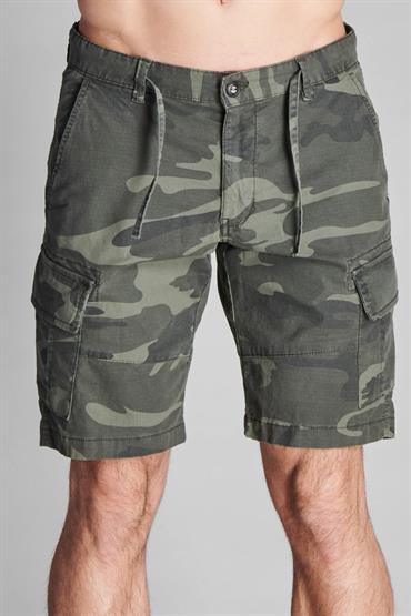 CARGO SHORT COMF.RIP STOP STRETCH ALL.PRN G/D CAM.GREEN