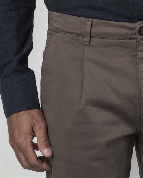 CHINO LONG CROPPED TWILL STRETCH G/D MUD