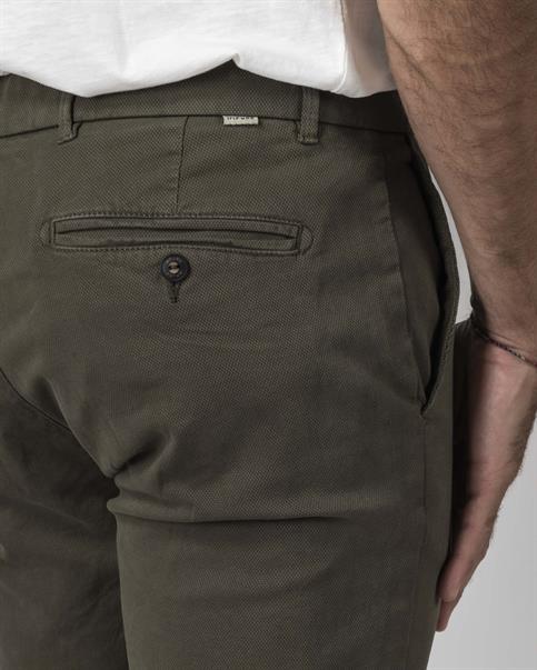 CHINO LONG SLIM DOBBY STRETCH G/D MIL.GREEN