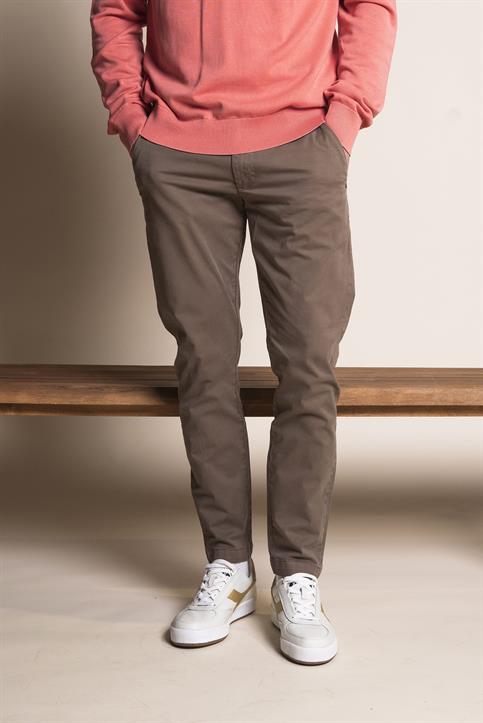 CHINO LONG SLIM TWILL STRETCH G/D MUD