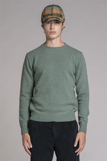 ROUND NECK LAMBSWOOL GRASS GREEN