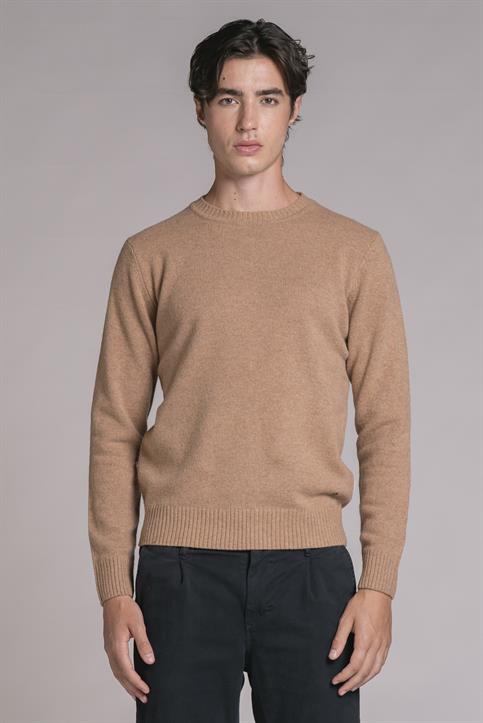 ROUND NECK LAMBSWOOL ALMOND