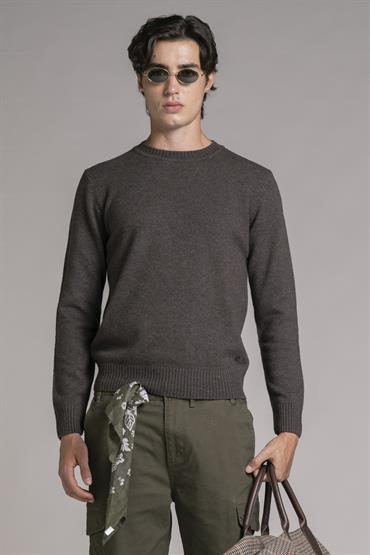 ROUND NECK LAMBSWOOL BROWN