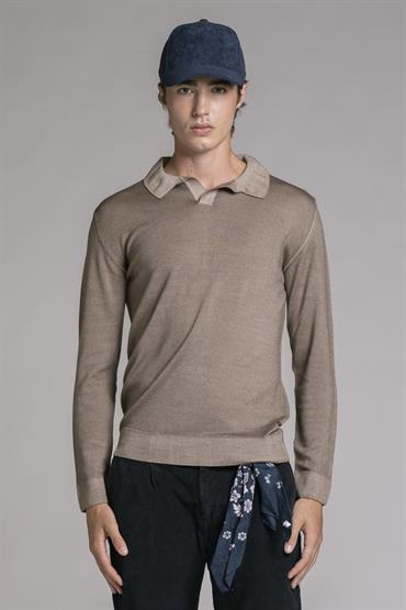 POLO NECK SKIPPER MERINOS ACID WASH NUT