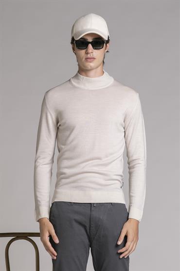 VOLCANO NECK MERINOS ACID WASH BUTTER