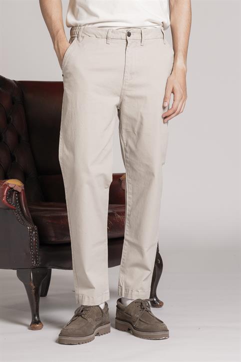 CHINO LONG COMFORT TWILL STRETCH F/D DESERT