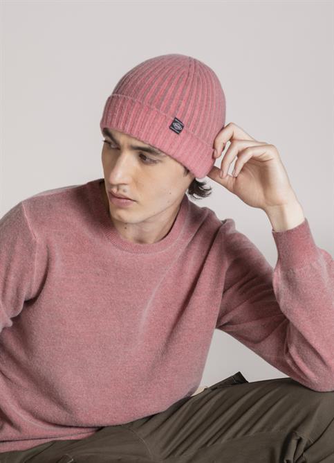 CAP MIXED WOOL COLD DYED BEET