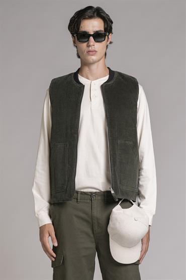 GILET REVERSE CORDUROY 500 STRIPES GREEN