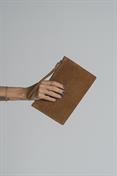 POCHETTE BAG SUEDE NUT