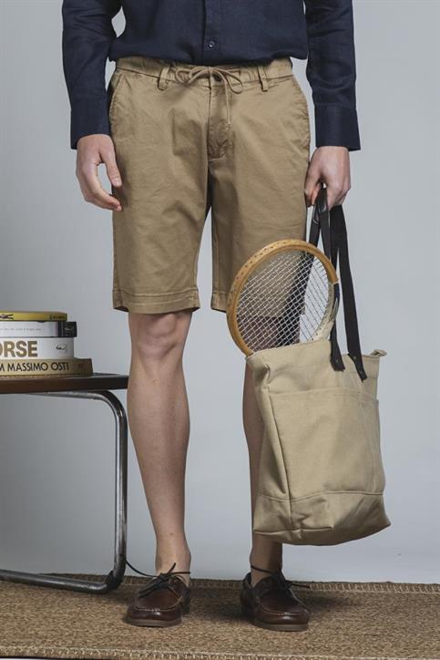 CHINO SHORT COMF.TWILL STRETCH F/D CARBON WASH COOKIE