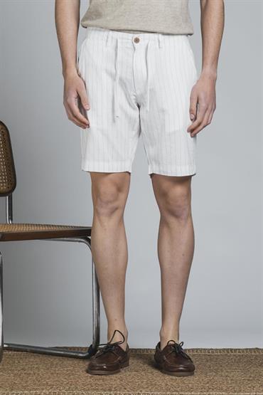 CHINO SHORT COMF.MIXED LINEN Y/D WHITE STRIPE