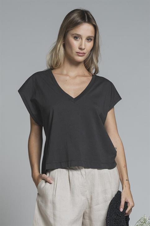 TSHIRT S/S V NECK JERSEY ACID WASH BLACK