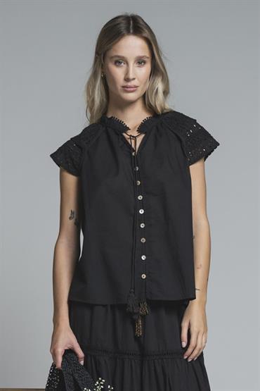 BLOUSE S/S EMBROIDERY 100% COTTON BLACK