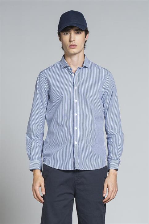 FRENCH COLLAR L/S CTN SLIM SOFT.